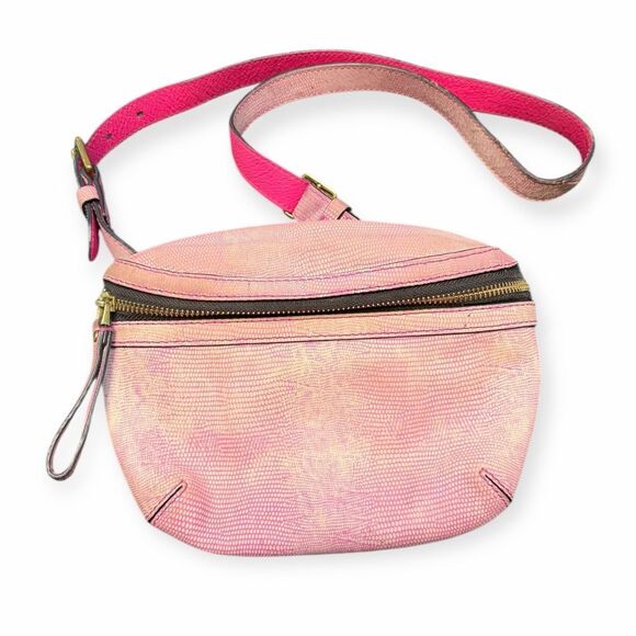 FOSSIL Women’s Pink Textured Leather Brenna Belt Bag Crossbody - Picture 1 of 6